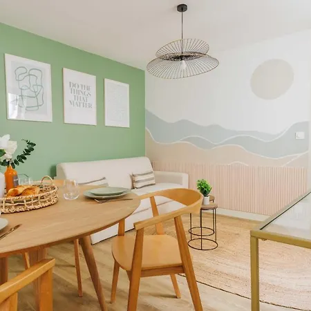 Charming Appart Duplex 7p2br Le Marais Apartment